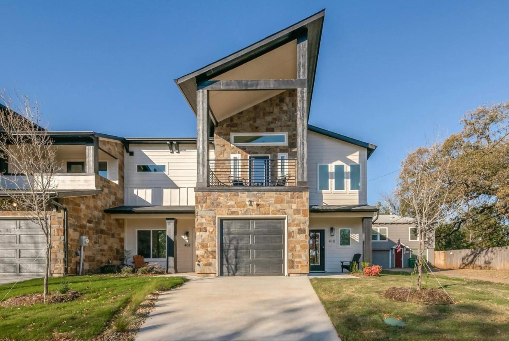 Stylish Townhome Near At&T Stadium, Globe Life, Six Flags & More Arlington Exterior foto